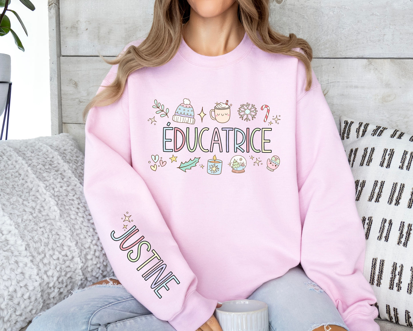 Éducatrice With Name On Sleeve Crewneck