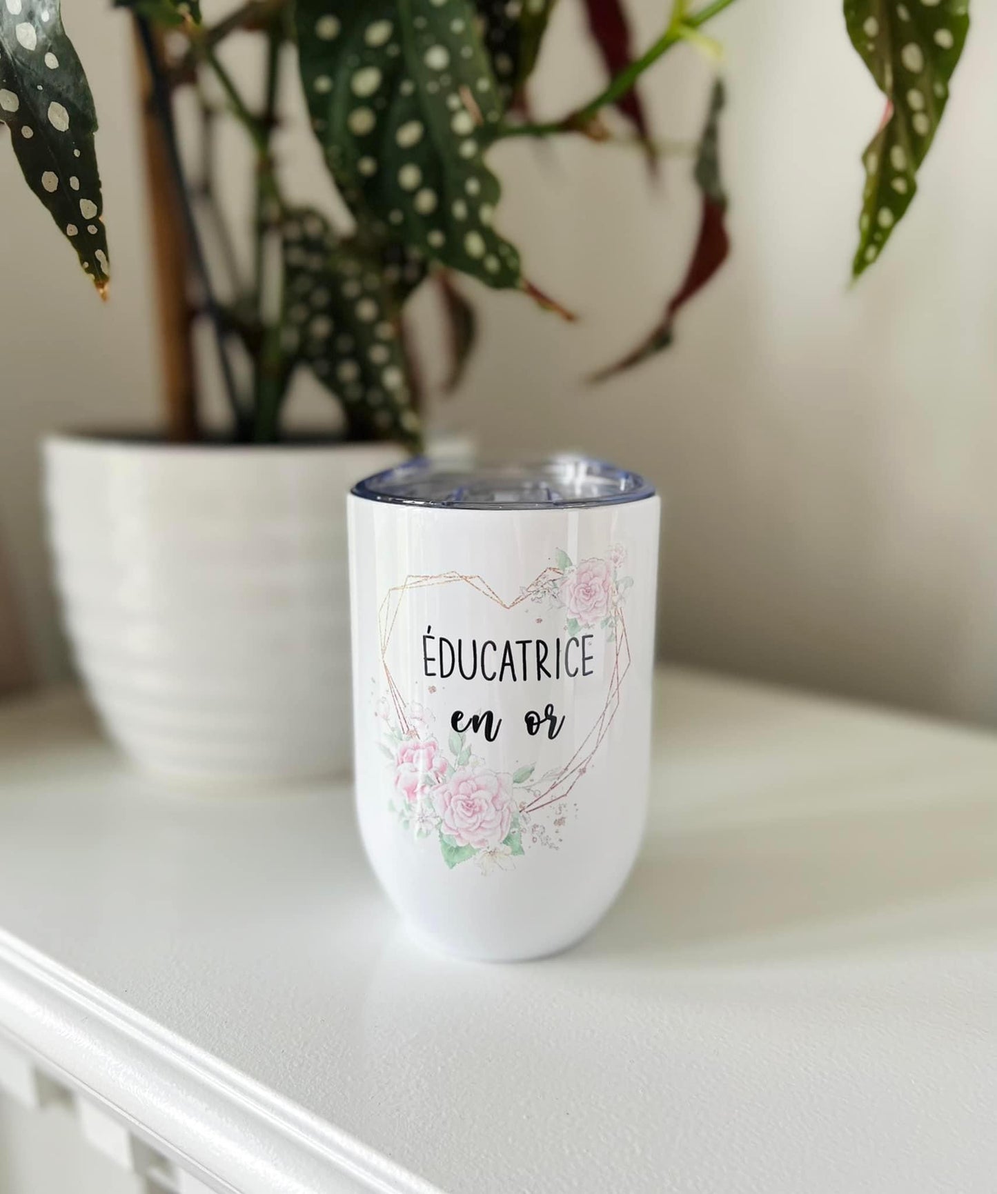 Éducatrice En Or Wine Tumbler