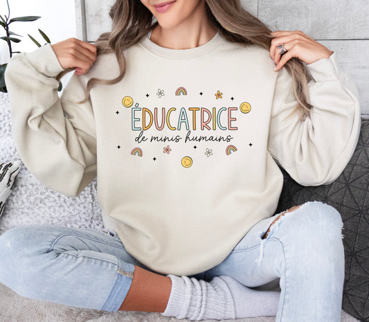 Éducatrice de Minis Humains Crewneck