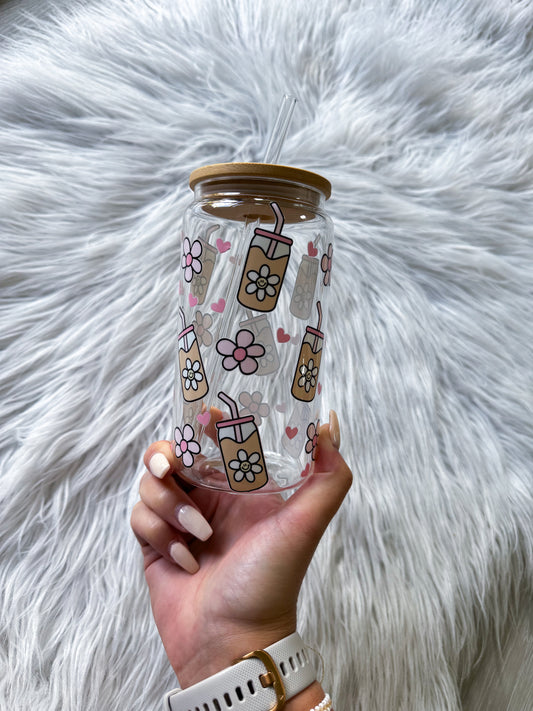 16 Oz Glass with Bamboo Lid Iced Coffee And Daisies