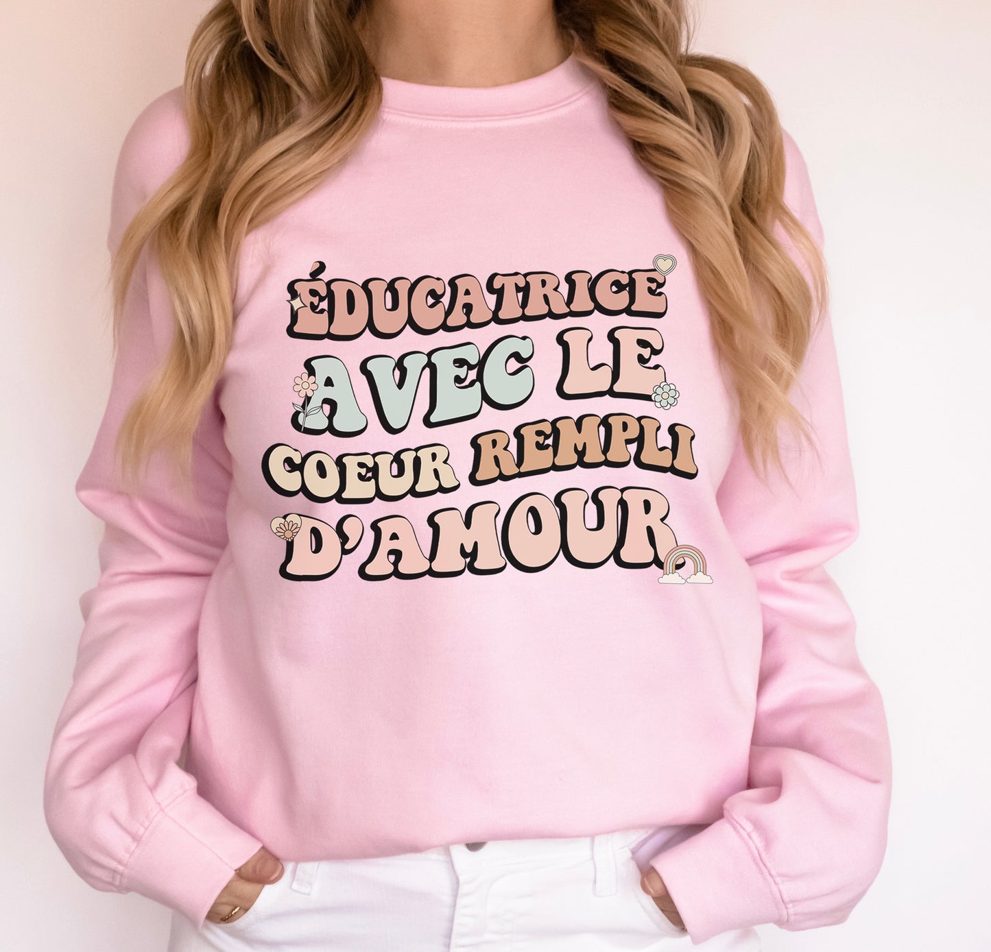 Éducatrice Avec Le Coeur Rempli D'Amour Crewneck