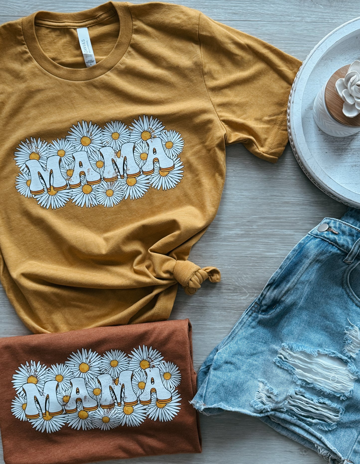 Mama Daisies T-Shirt