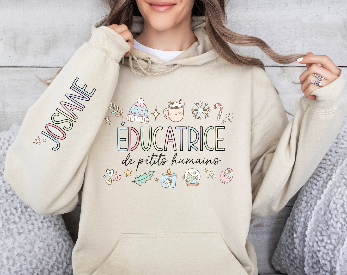 Éducatrice de Petits Humains Hoodie