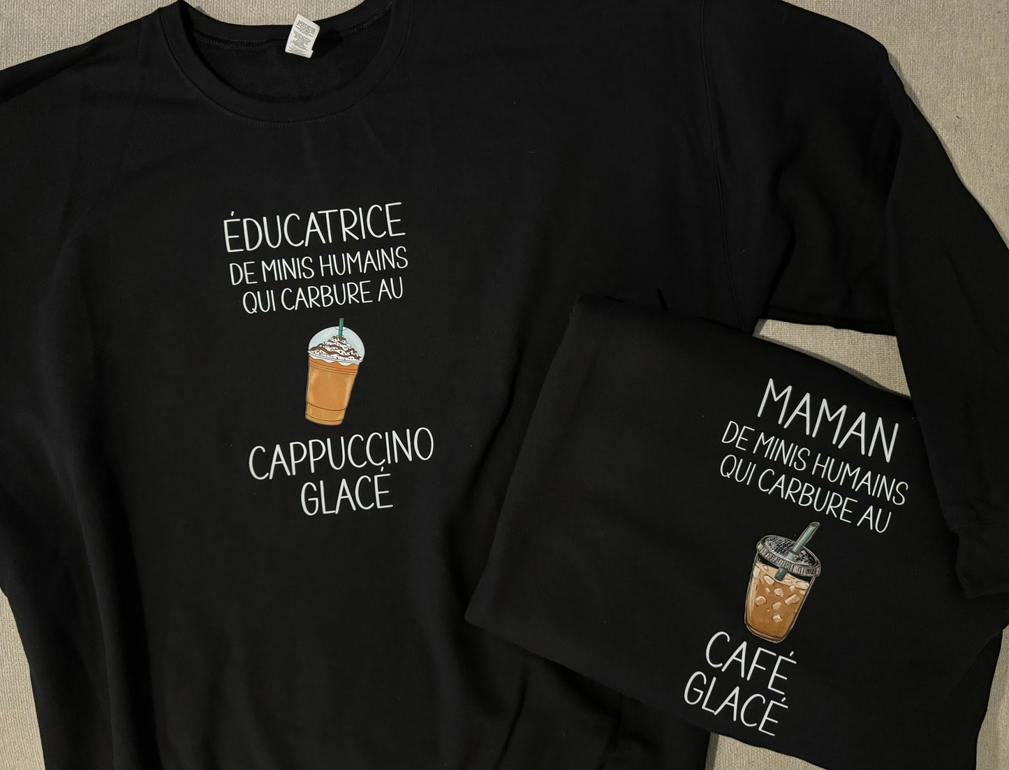 Éducatrice De Minis Humains Qui Carbure Au Café Crewneck