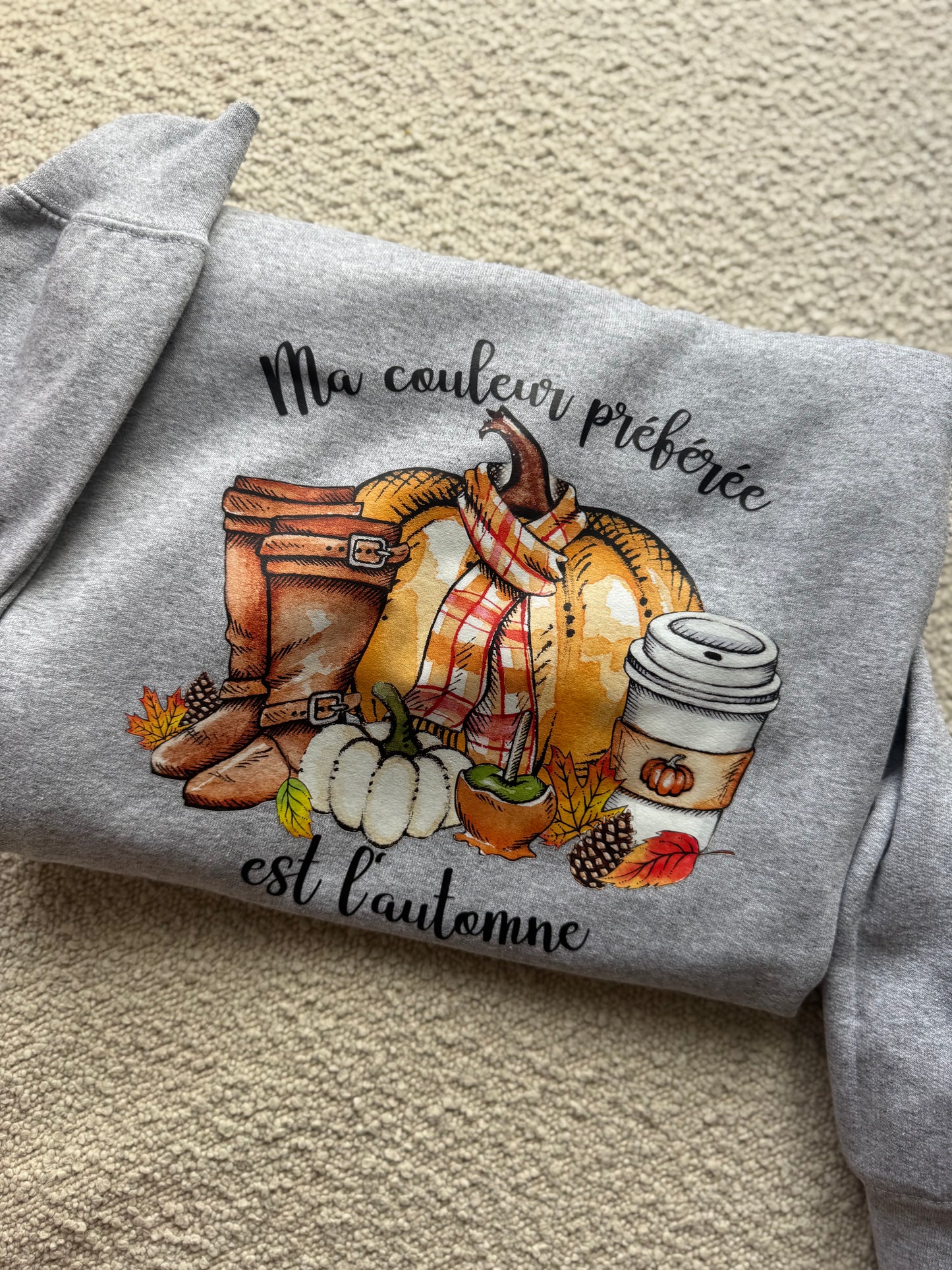 READY TO SHIP SMALL Ma Couleur Préférée Est L'Automne Crewneck