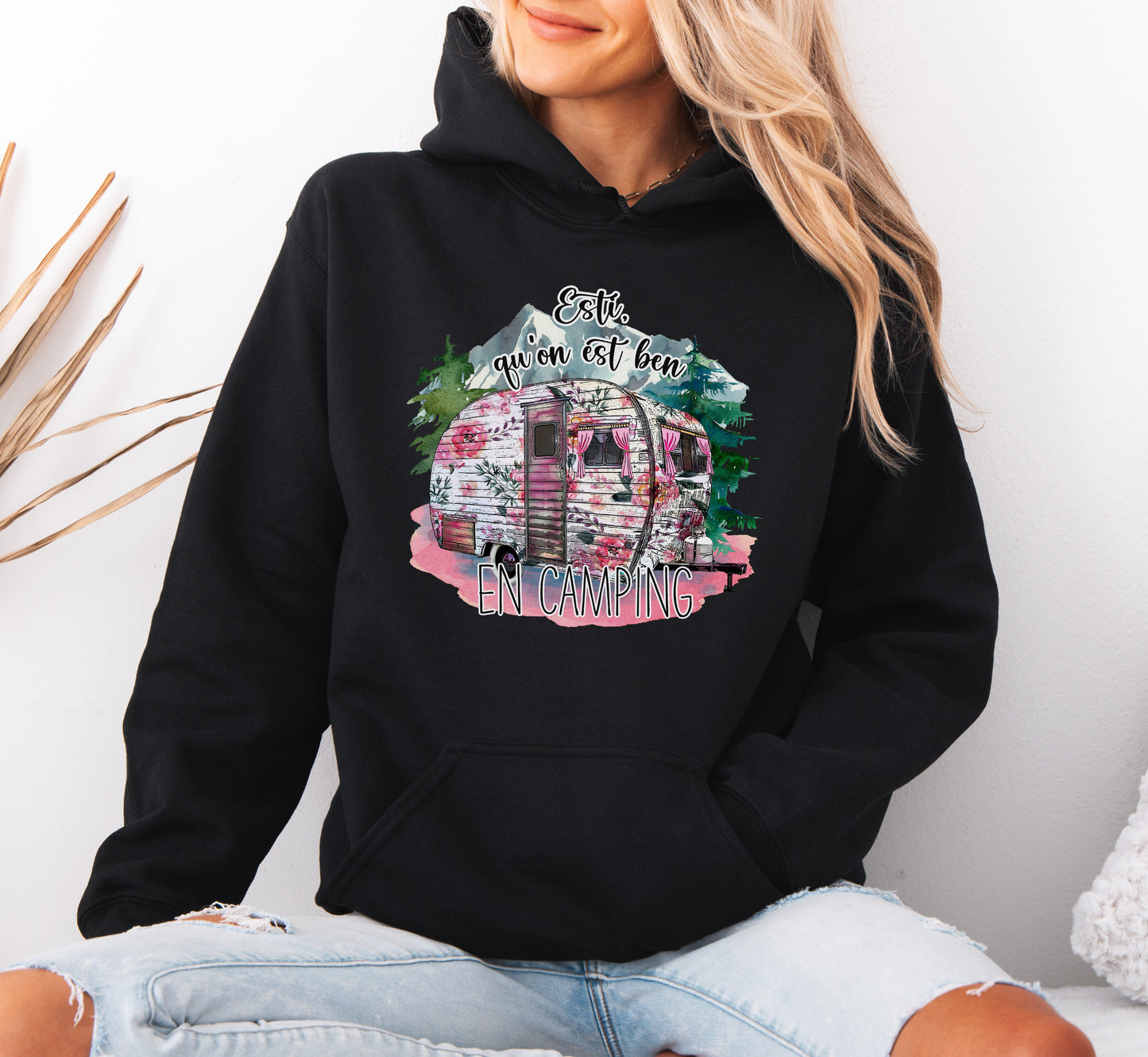 READY TO SHIP SMALL Esti Qu'On Est Ben En Camping Hoodie