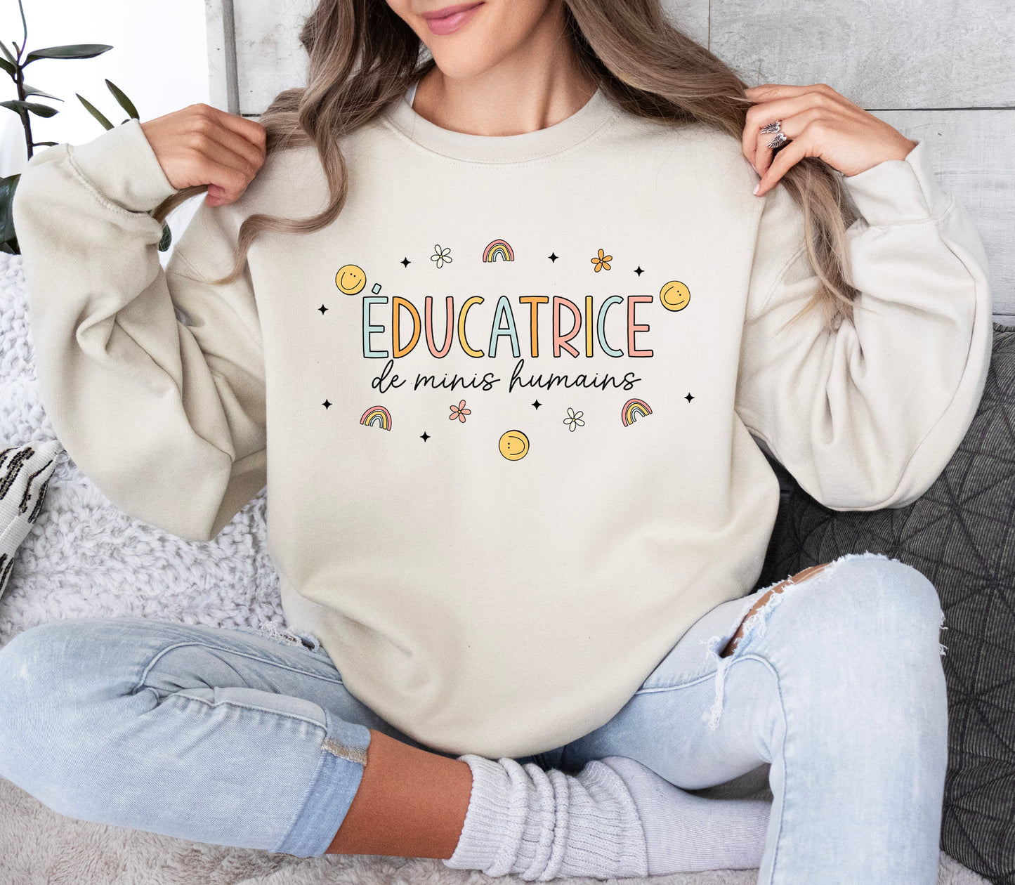 READY TO SHIP LARGE Éducatrice de Minis Humains Crewneck