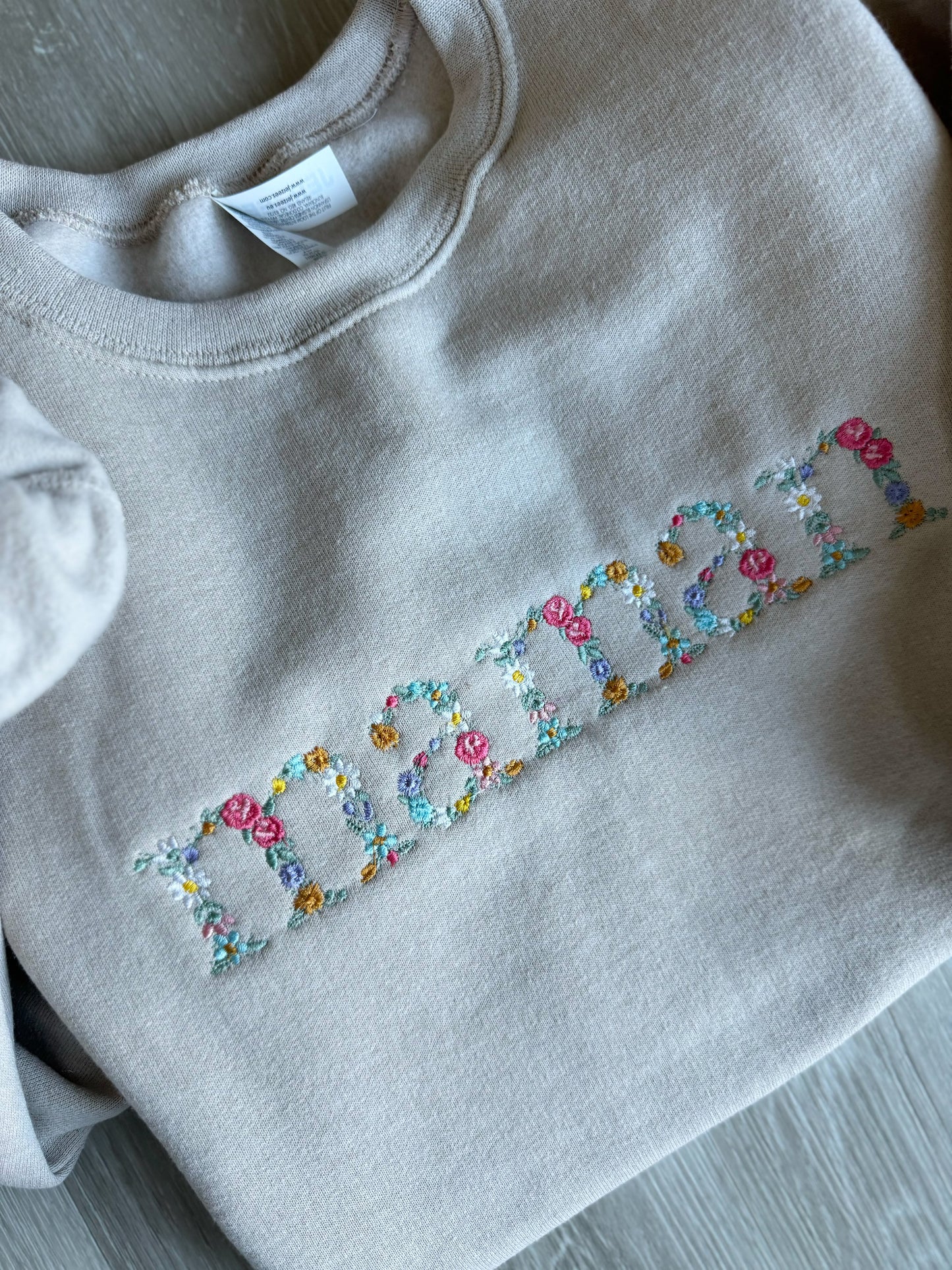 Maman Floral Embroidery Crewneck