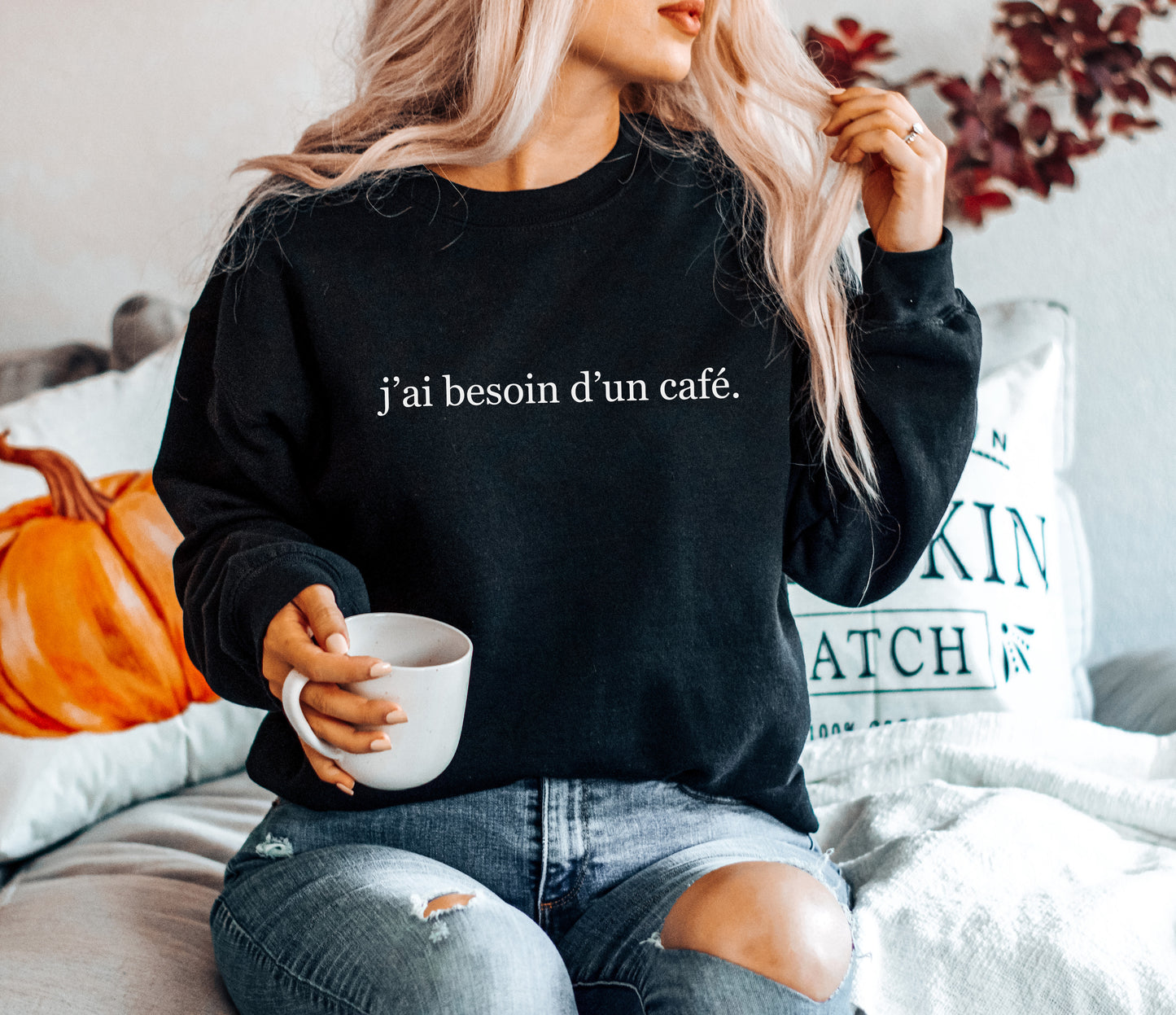 J’ai Besoin d’Un Café Crewneck