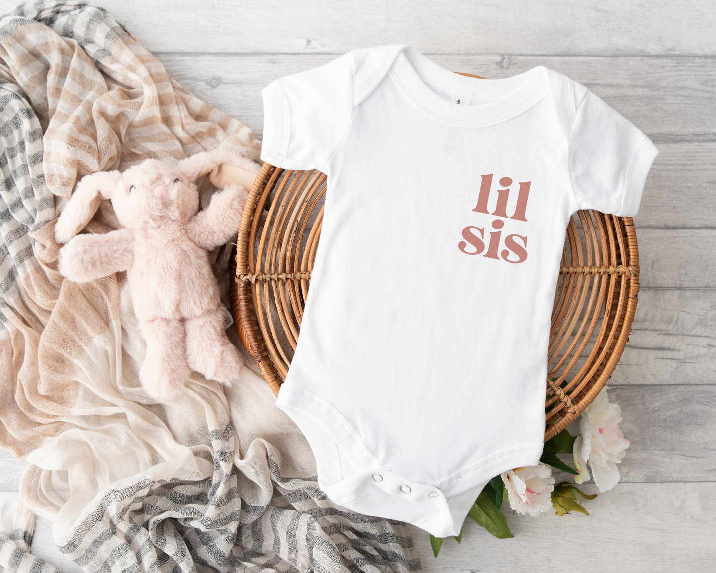 Lil Sis Infant T-Shirt/Onesie